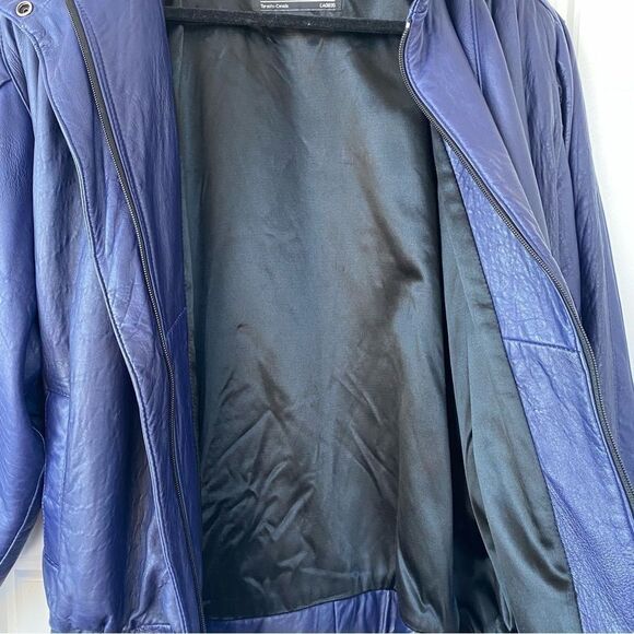 COSA NOVA | Vintage Leather Bomber Jacket - Picture 9 of 16